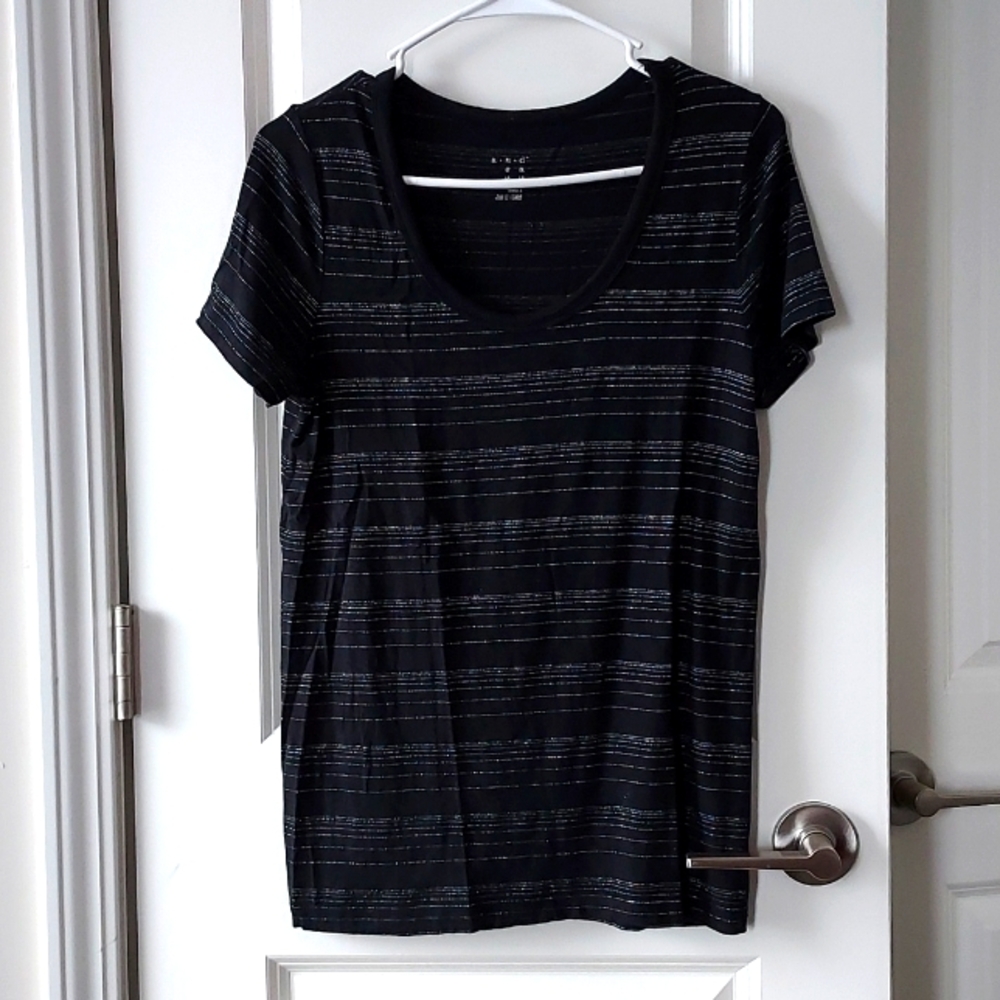 A New Day short sleeve tee black silver small